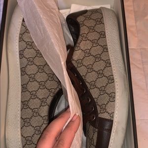 100% authentic Gucci men’s shoes size 10 1/2.